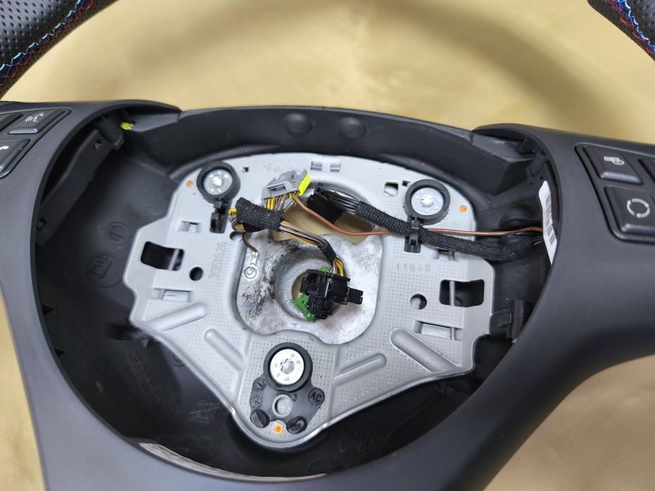 М волан от BMW e90