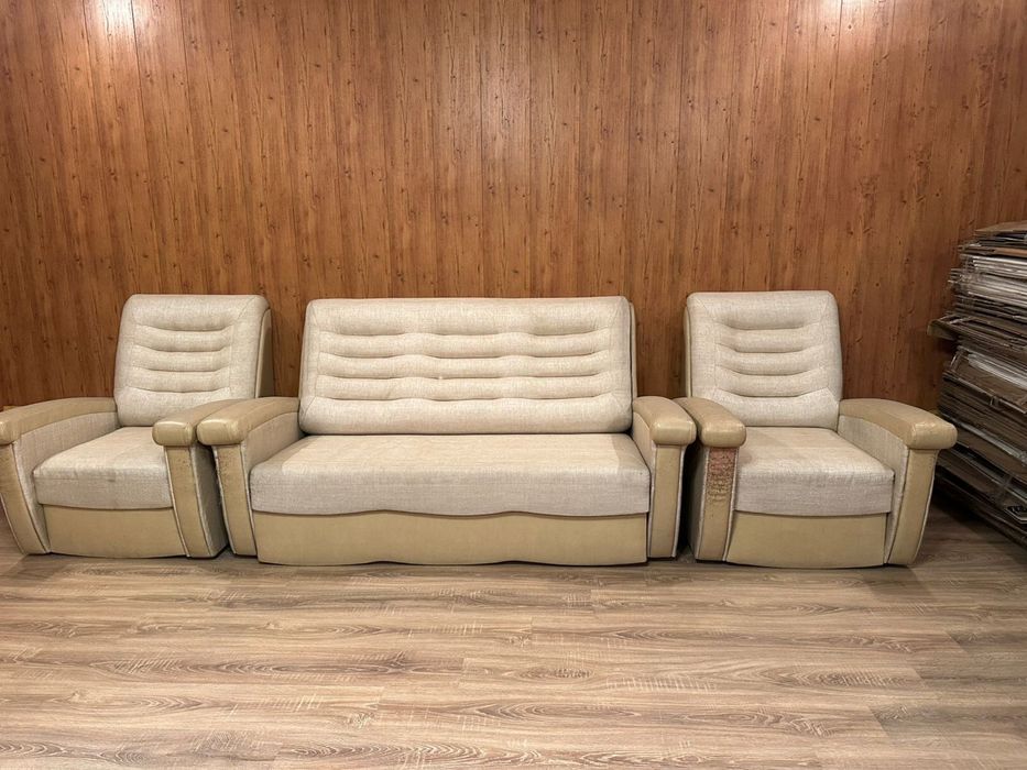 диван-кровать с креслами