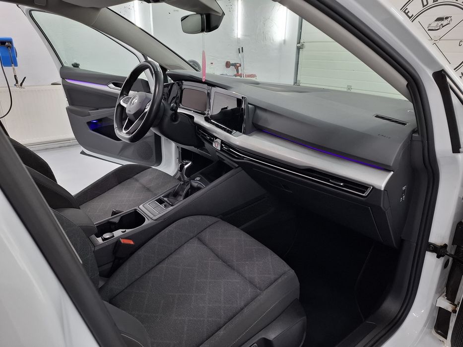 Volkswagen Golf VIII 8 2.0tdi 2021 virtual cockpit led leyless