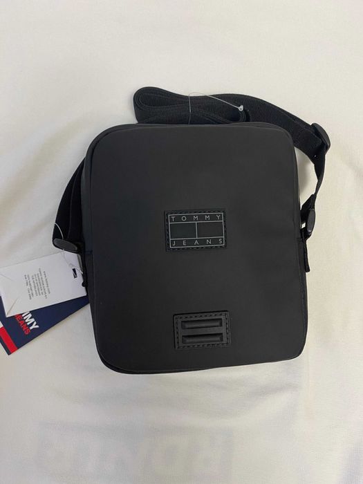 Б а р с е т к а T O M M Y