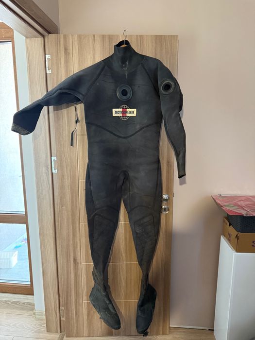 Сухи водолазни костюми !