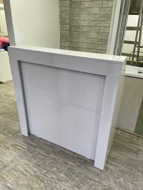 Ресепшн с подсветкой