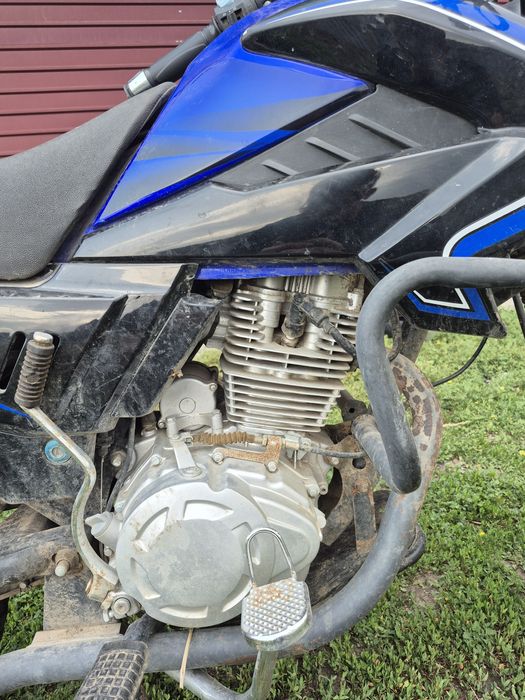 Мотоцикл 200 кубов