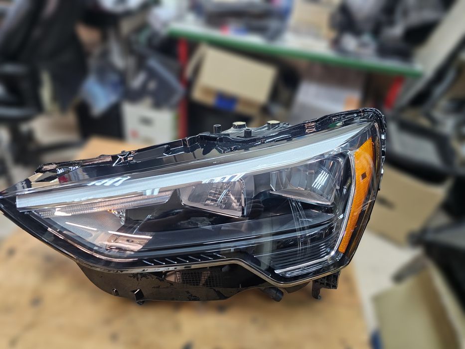 Ремонт на фар фарове Audi Q3 F3 remont reciklirane na farove ауди кю3