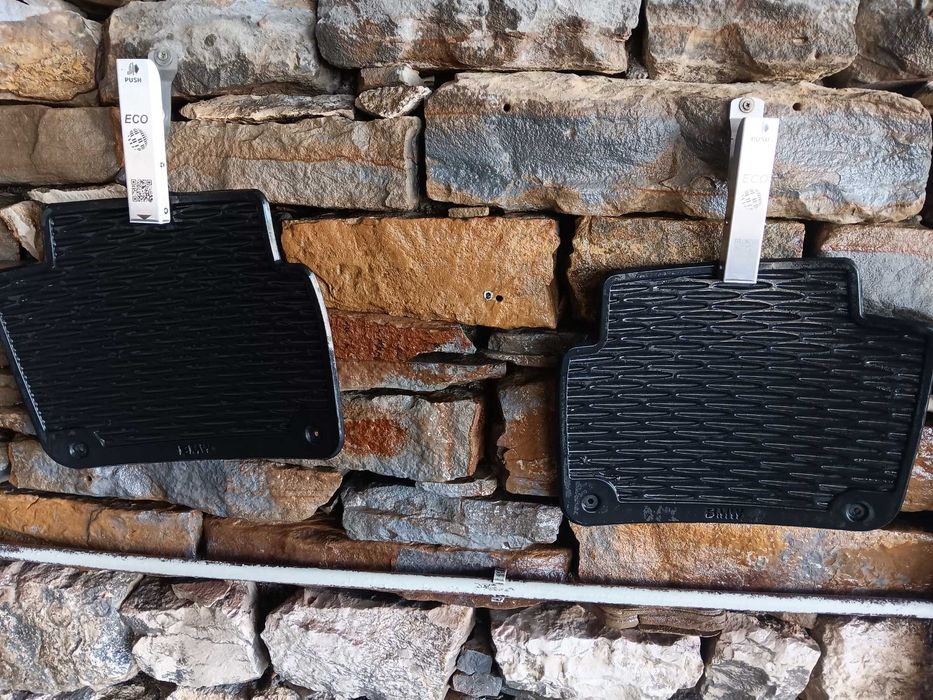 Оригинални комплект 4 броя стелки за бмв е 90