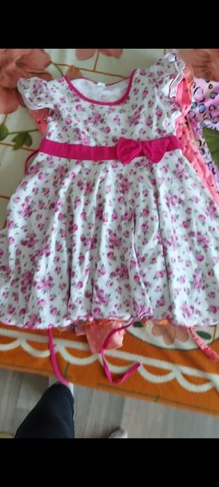 Платья для девочки 700тнг.