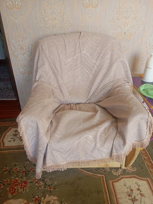 Диван и 2 кресла 30 тысяч