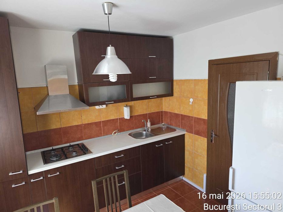 inchiriere apartament 3 camere, zona Calea Vitan(str.Breaza, nr.5), etaj 5