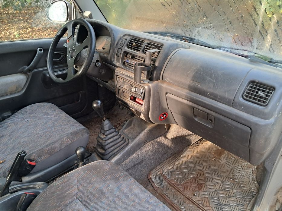 Suzuki Jimny an 2001