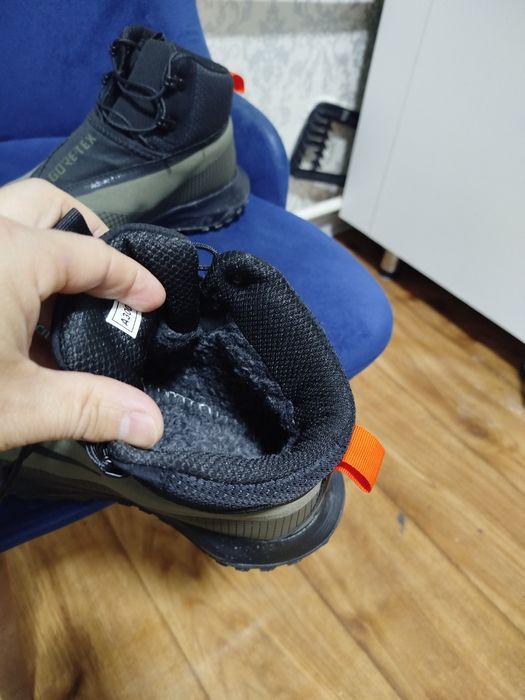 Зимние кроссовки