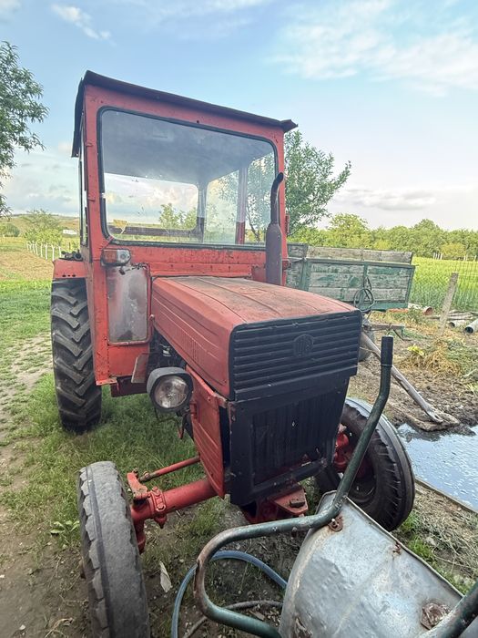 Vand Tractor  UTB 450