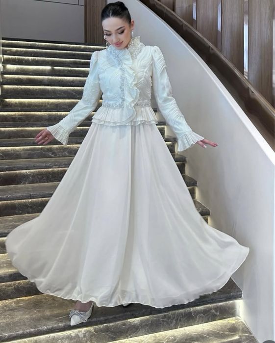 Продаю красивое нарядное платье