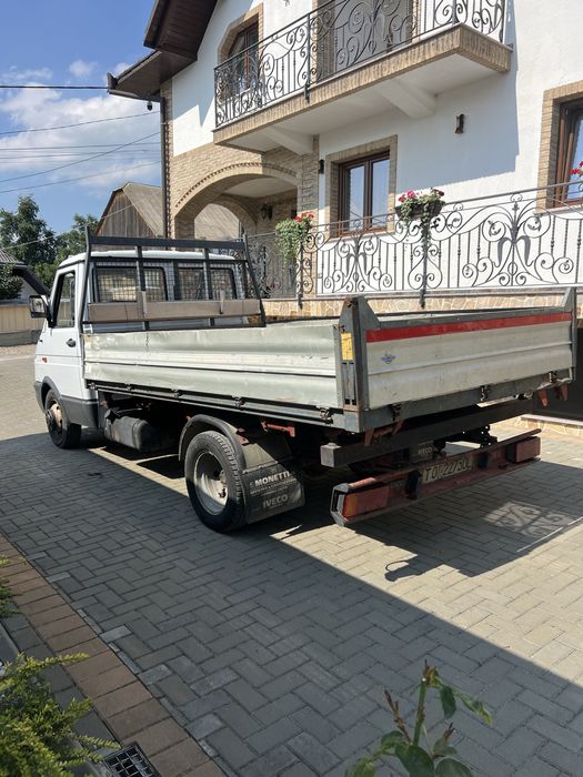 Iveco daily 35C10  Basculabil trilateral