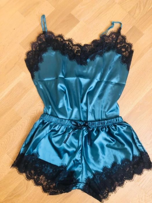 Pijama sexy , Diverse culori