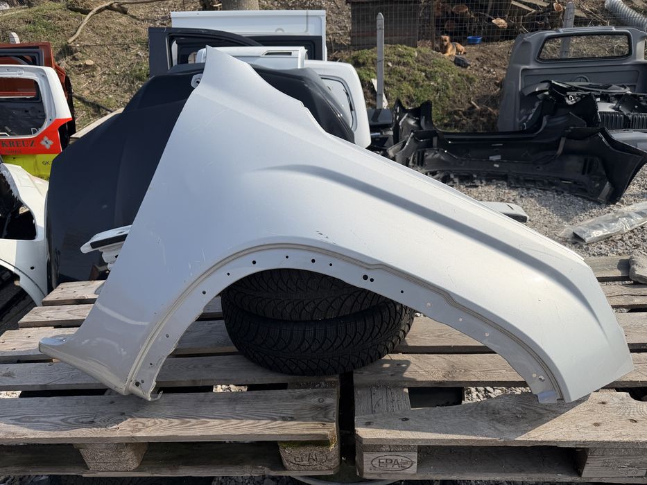 Калник VW Amarok 2022 год.-