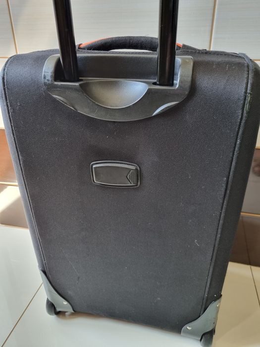 Troler voiaj SIROCCO cu două roti 60x40x25  material textil negru