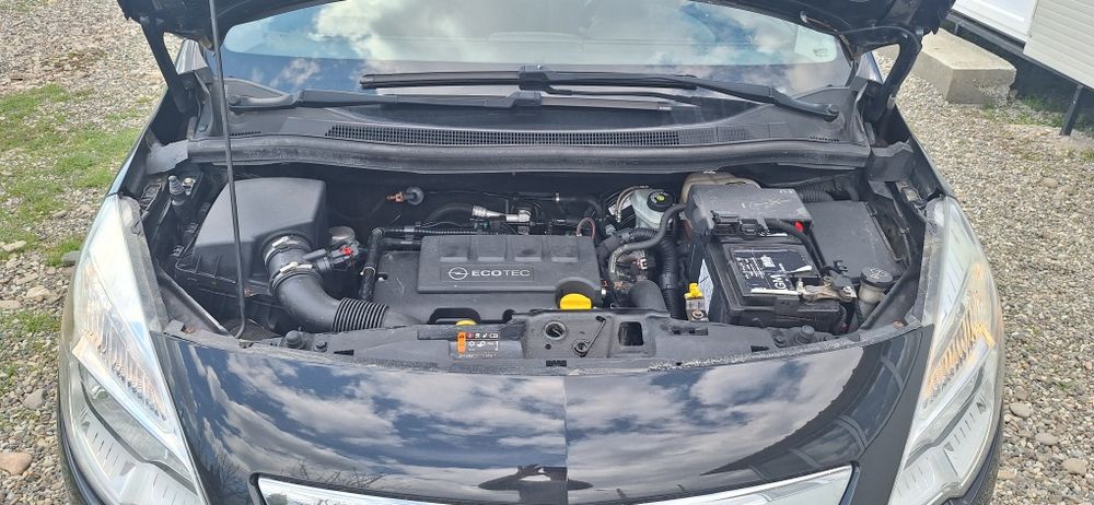 Opel Meriva 1.4 benzina  fabricatie 2012 euro 5
