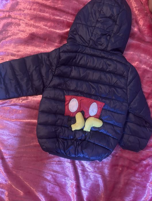 Куртки детские срочно продам