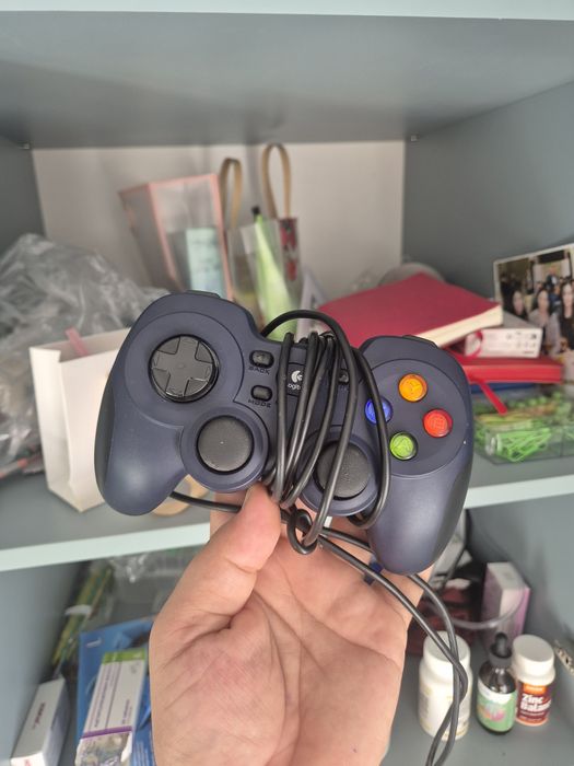 Джойстик Logitech gamepad f310