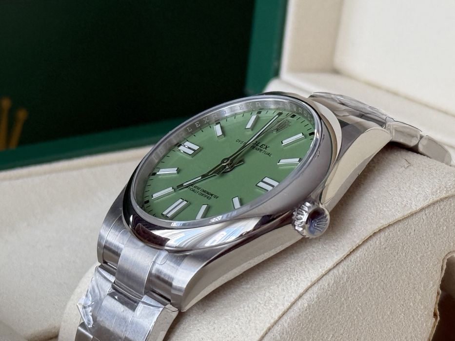 Часы Rolex Oyster Perpetual 41
