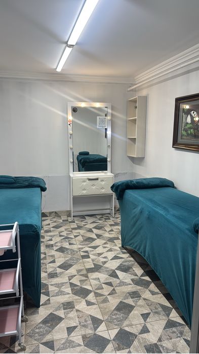 Сдам места в салоне красоты