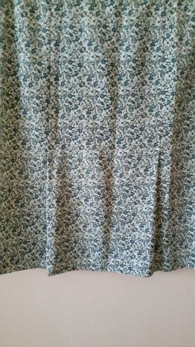 Costum -fusta si bluza