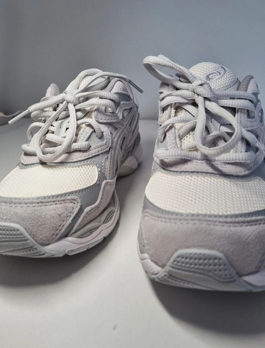 Asics Gel NYC Albi(Orice Mărime)