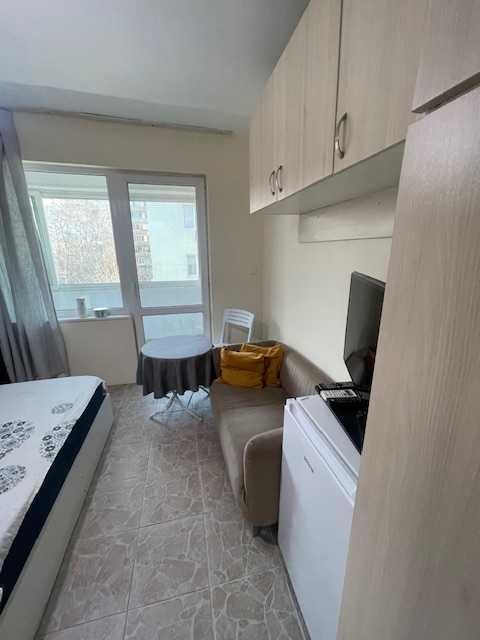 Дава се под наем Едностаен апартамент в Варна, Общината - 35 кв.м за 300.9 € - Снимка #3