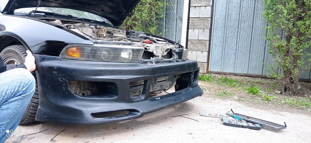 Митсубиси Галант бампер решётка