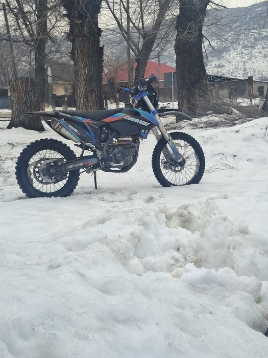 Продам мотоцикл zummav k7 pro nb300