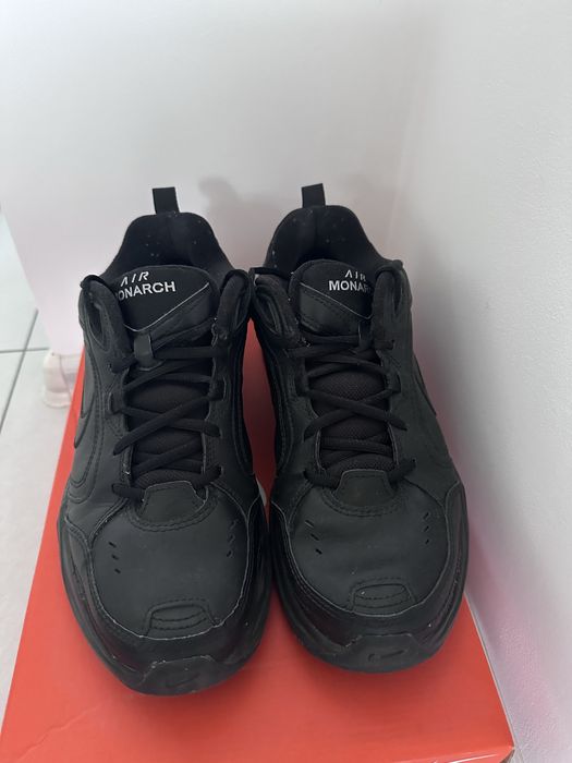 Nike Air Monarch IV