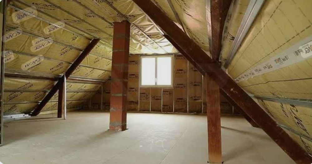 montaj acoperis tigla metalica
-reparatii acoperis tigla ceramica
-mon