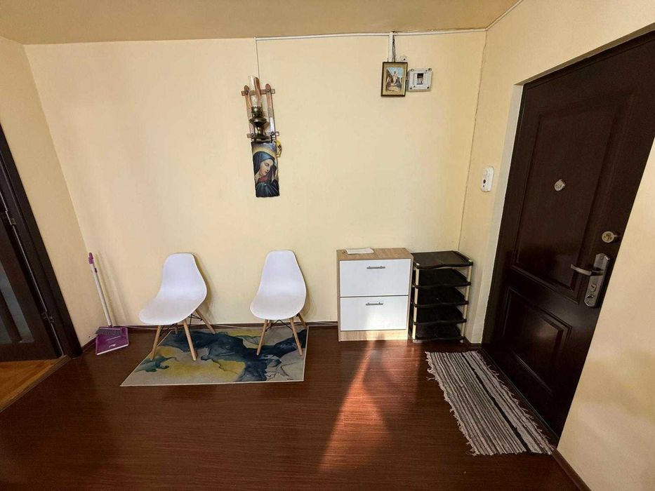 Apartament de inchiriat 2 camere zona Pegagoic scoala 15