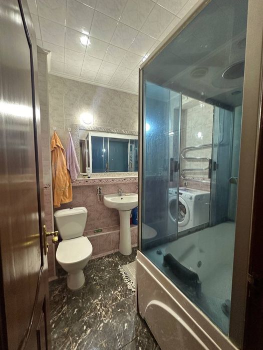 Подселение студенткам