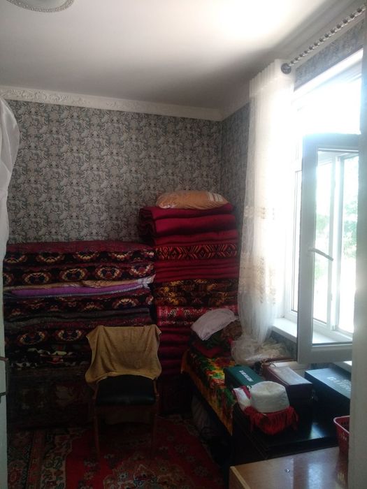 Уй сотилади 3 хона 62 кв/метр, Ломоносов мактабини олдида, келишилади