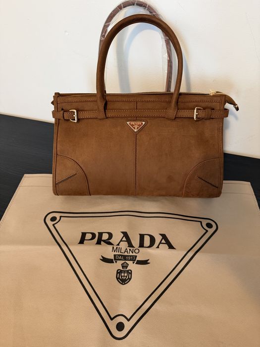 Чанти Prada нови