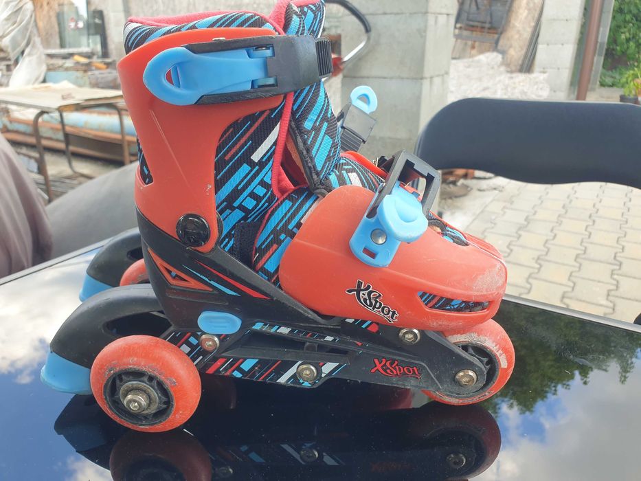 Role / patine reglabile si ajustabile
