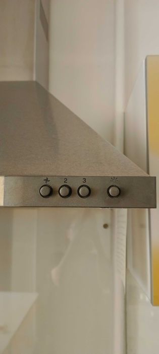 Вытяжка кухонная Аристон