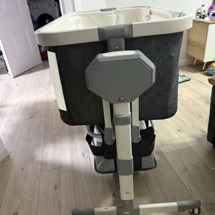 Манеж- кровать  от 0-24мес. Новый