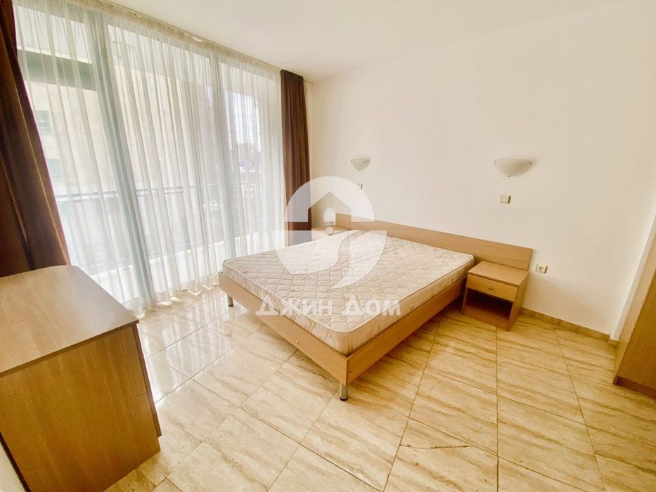 Просторен двустаен апартамент в к-с Колизеум, Слънчев бряг