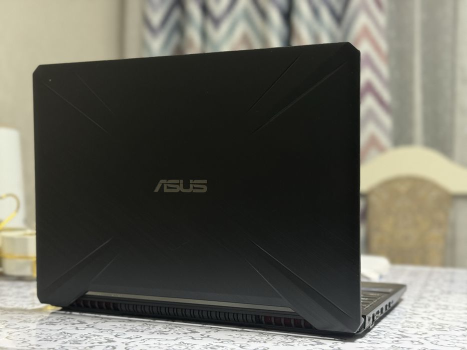 Игровой ноутбук asus
