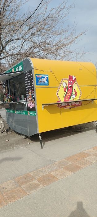 Biznes uchun vagoncha sotiladi ichida narsalari ham bor