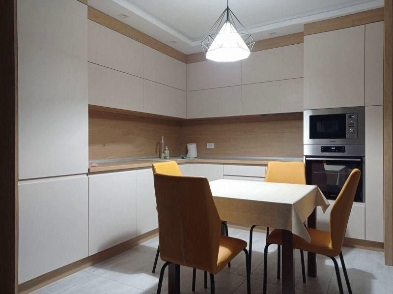 Дава се под наем Двустаен апартамент в София, Студентски град - 60 кв.м за 727.77 € - Снимка #2