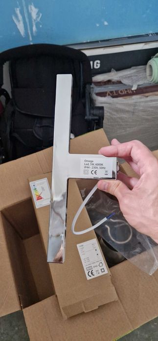 Продам светильник светодиодный