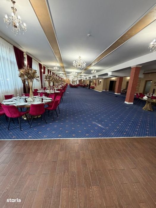 RESTAURAT functional, ocazie rara, suprafata de 2300mp, in FILIAȘI