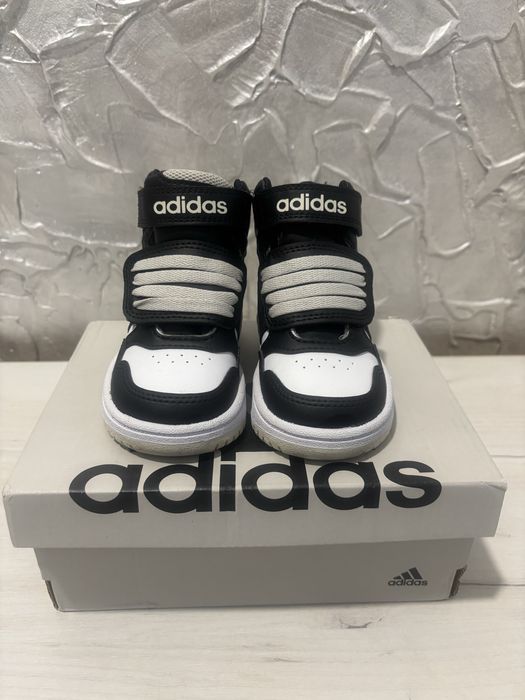 Чисто нови кецове Nike