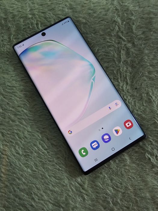 Vând Samsung Note 10