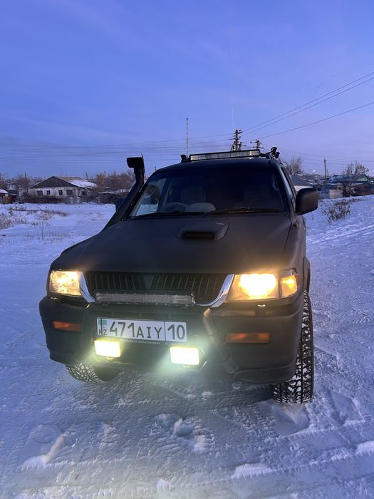 Mitsubishi Chellenger  продам