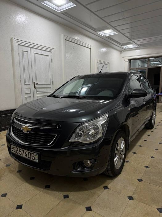 Срочно Продается автомобиль кобалт