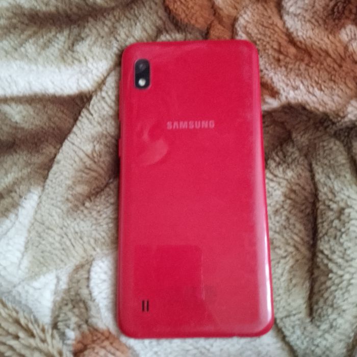 Продам самсунг галакси а10